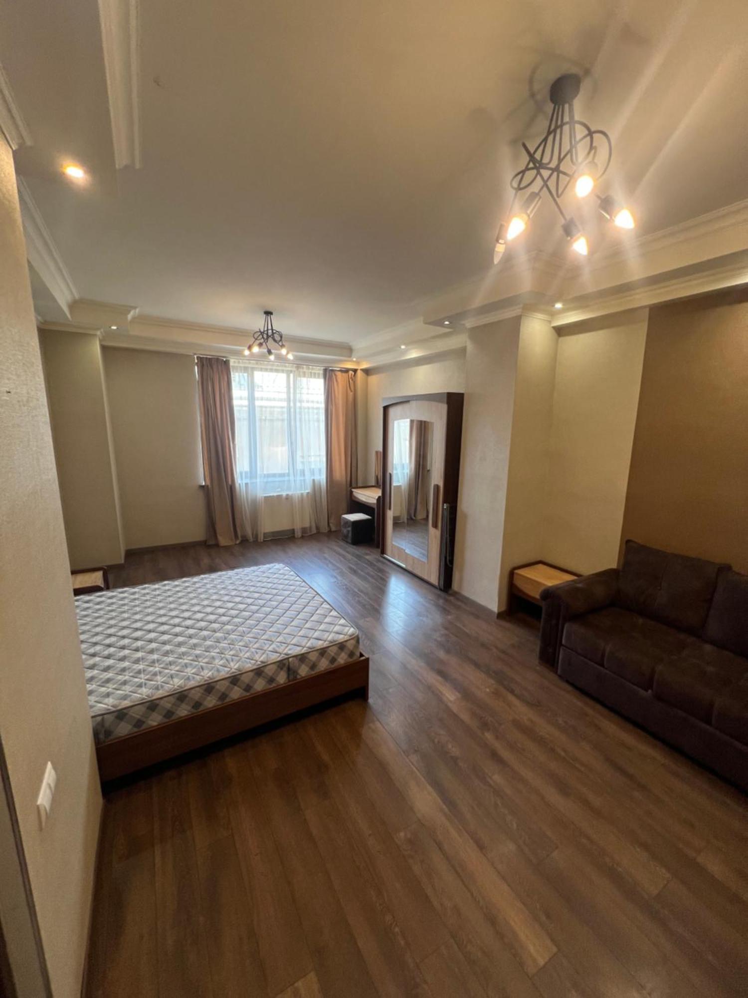 Malibu Apartment เยเรวาน ภายนอก รูปภาพ